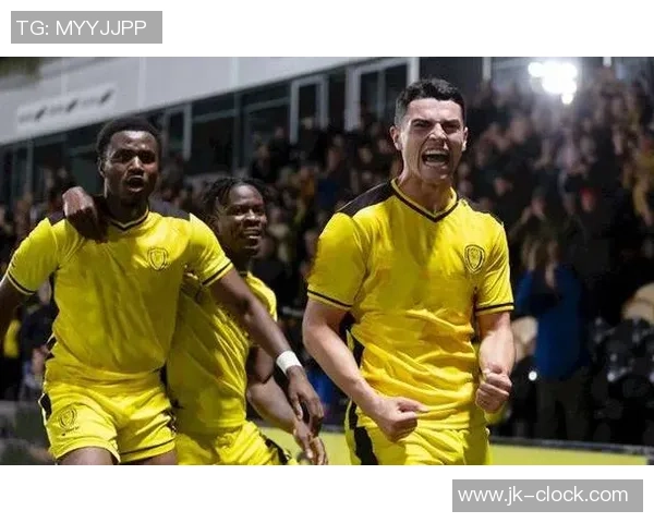 伯顿队与北安普敦队激战正酣回顾2020年1月5日精彩赛事瞬间